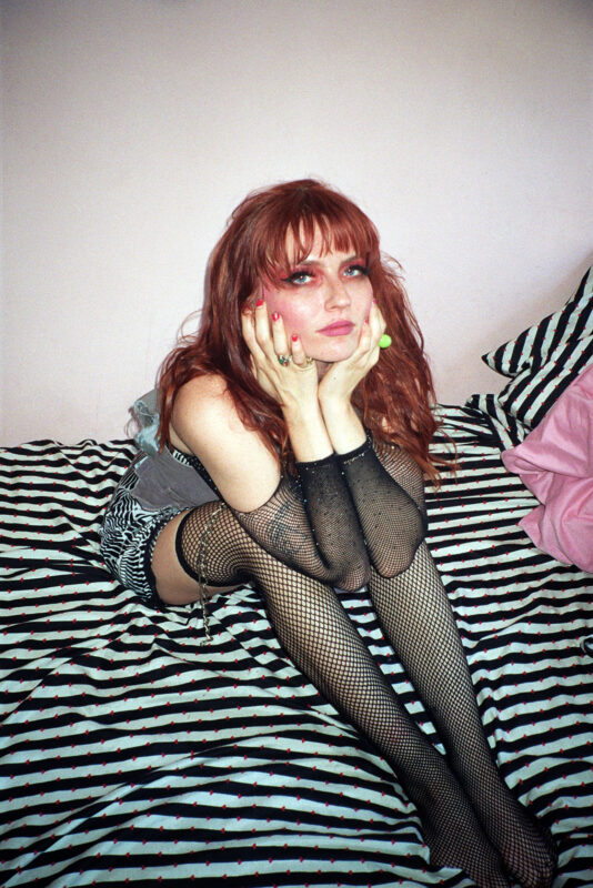 Scout Gillett Café Kairo Lorraine