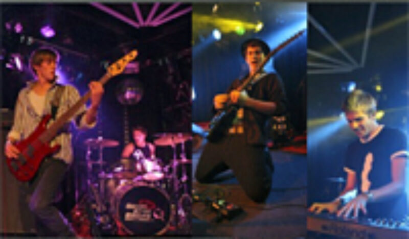 Itchy Couch (CH/Bern) Café Kairo Lorraine